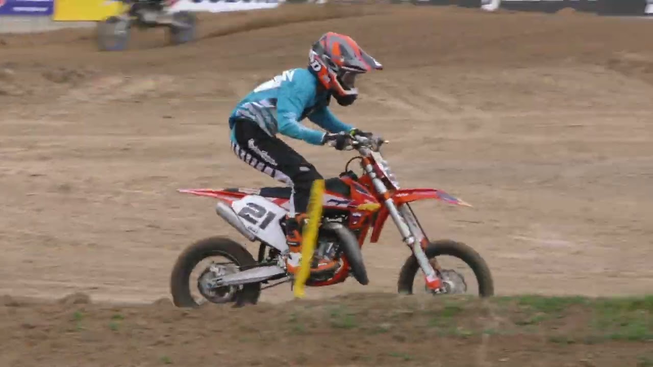 2022 Spring a ding ding Bernardo Diaz